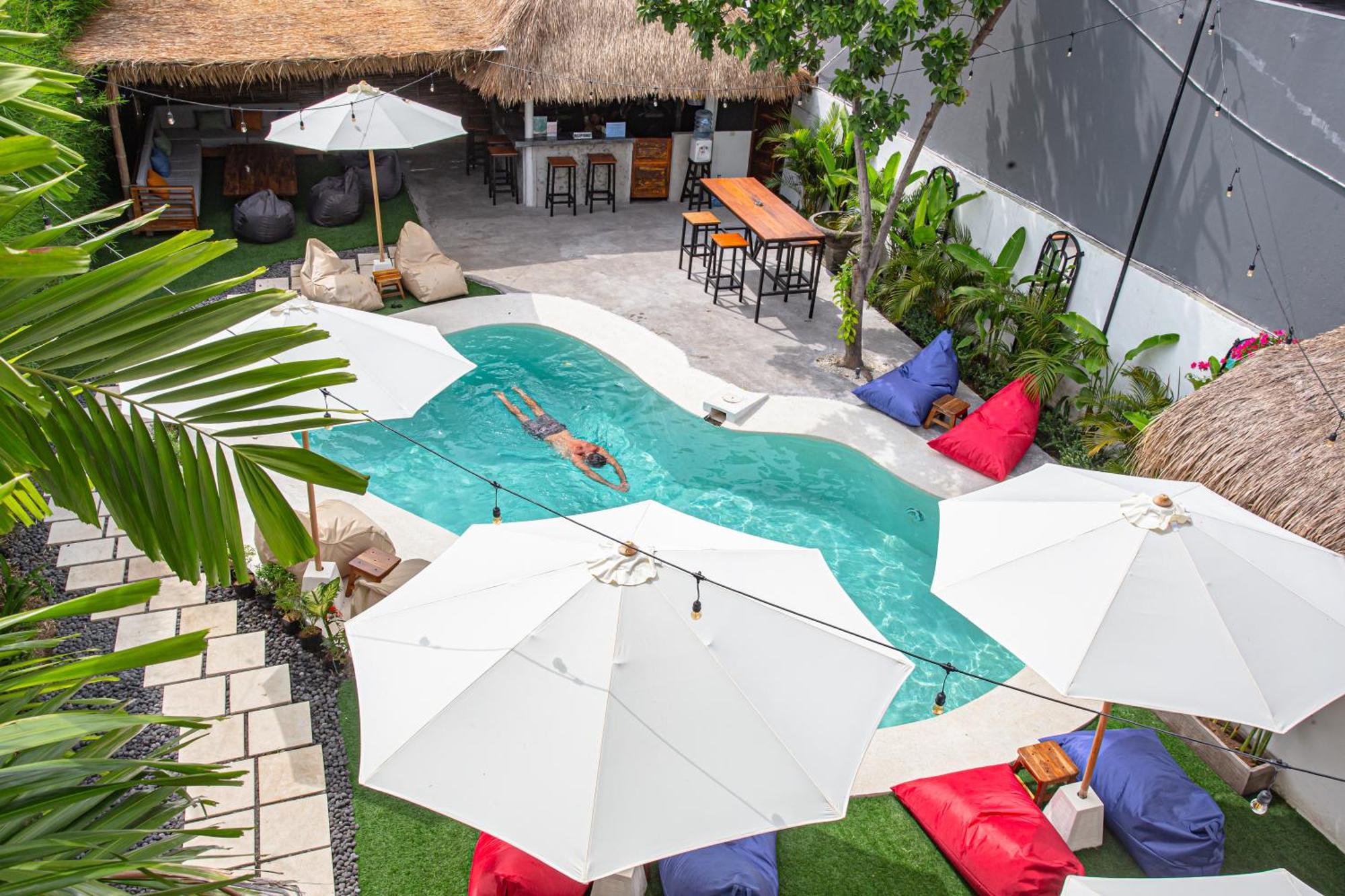 What The Duck Backpackers Canggu Exterior foto
